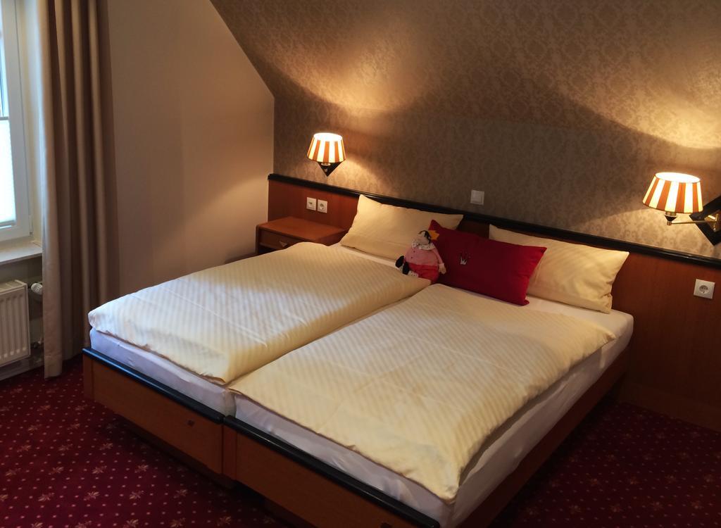 Hotel Witte-Konig Garrel Oda fotoğraf