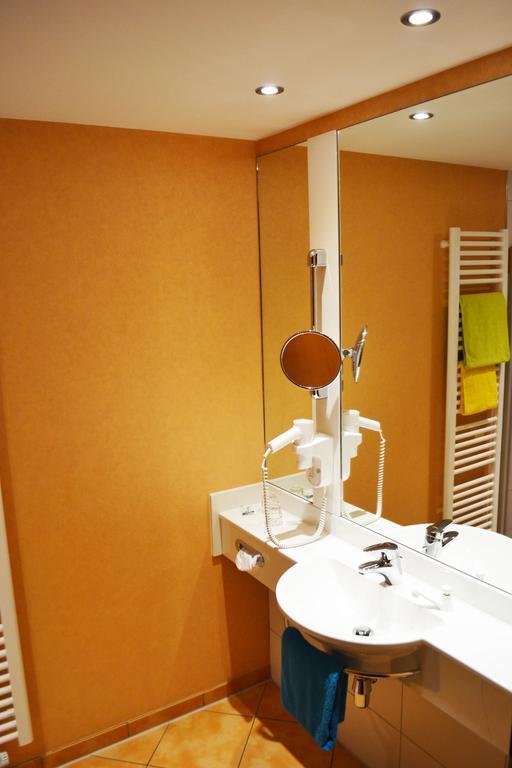 Hotel Witte-Konig Garrel Oda fotoğraf